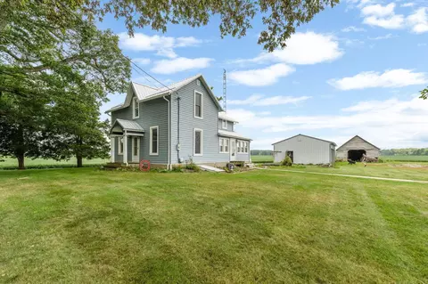 Exterior - 9900 Windfall Rd, La Rue, OH 43332 photo 3 of 9