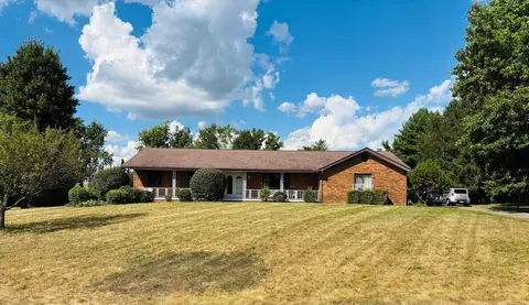 5842 Feldon Ct NW, Carroll, OH 43112
