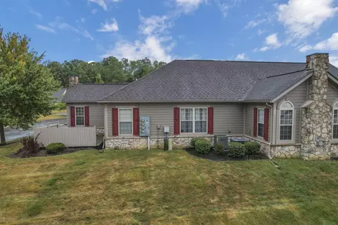 111 Jamie Lynn Cir, Pickerington, OH 43147