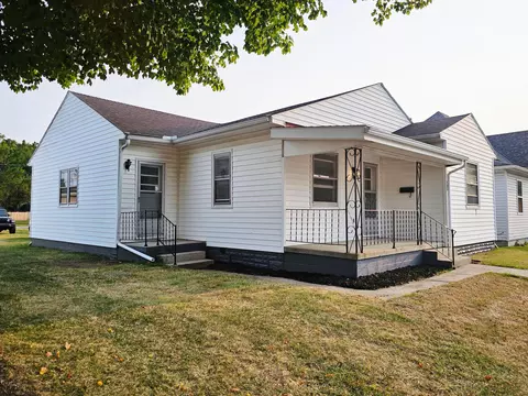 707 Clinton Ave, Washington Court House, OH 43160