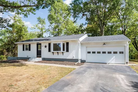 40 Willow Run Dr, Pickerington, OH 43147