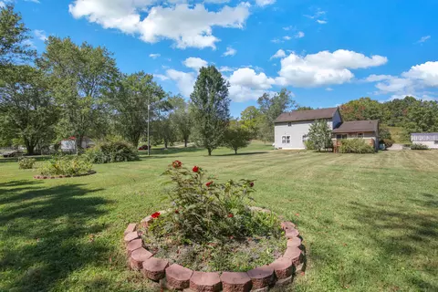 Exterior - 6335 Cimarron Rd, Mount Perry, OH 43760 photo 5 of 18