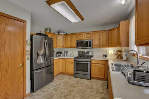Kitchen - 6335 Cimarron Rd, Mount Perry, OH 43760 photo 1 of 5