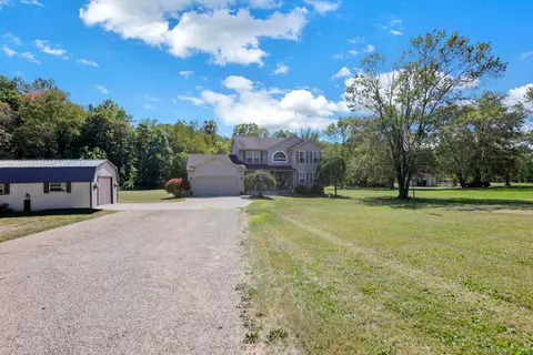 Exterior - 6335 Cimarron Rd, Mount Perry, OH 43760 photo 8 of 18