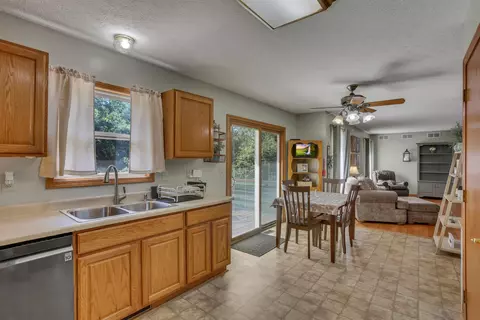 Kitchen - 6335 Cimarron Rd, Mount Perry, OH 43760 photo 3 of 5
