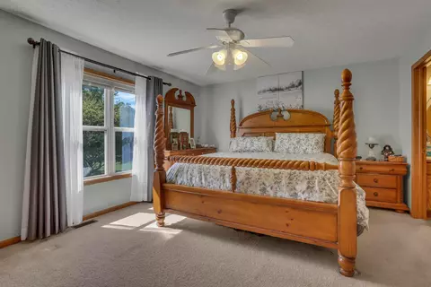 Bedroom - 6335 Cimarron Rd, Mount Perry, OH 43760 photo 6 of 8