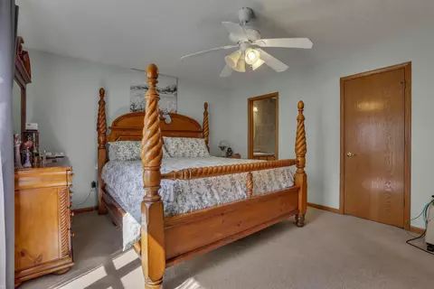 Bedroom - 6335 Cimarron Rd, Mount Perry, OH 43760 photo 7 of 8