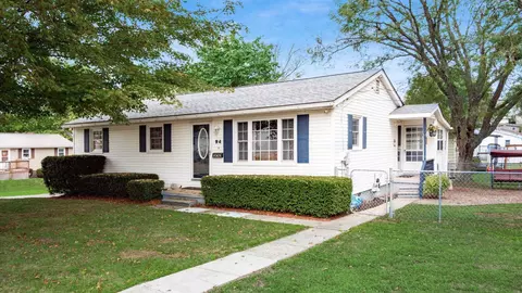 94 Thornberry St, Roseville, OH 43777