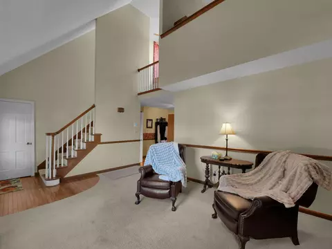 308 Wedgewood Ct, Circleville, OH 43113 photo 5