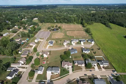 1935 Branch Pl, Lancaster, OH 43130