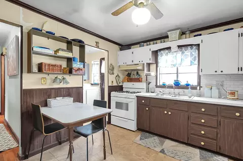 Kitchen - 614 Renick Ave, Circleville, OH 43113 photo 3 of 3
