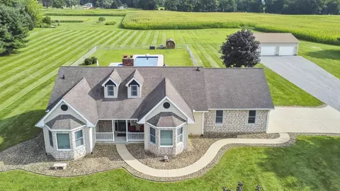 2365 Colling Rd SE, Newark, OH 43056