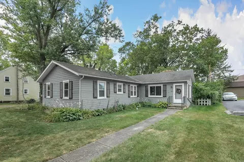 6105 Flora Villa Dr, Worthington, OH 43085