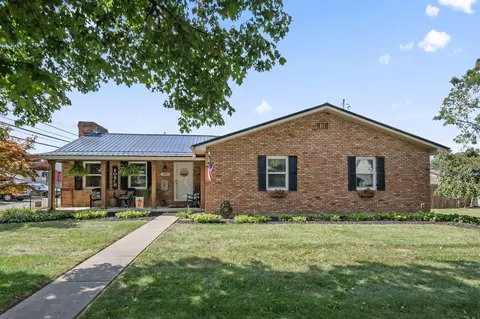 40 N 2nd St, Frankfort, OH 45628