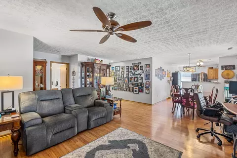 173 Simon St, Delaware, OH 43015 photo 9