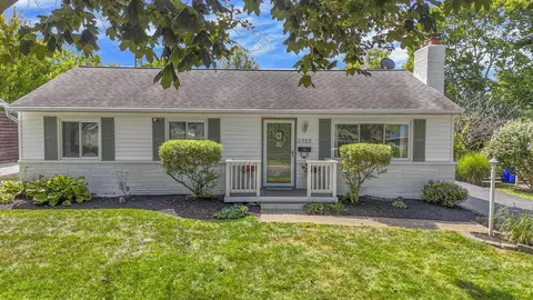 2737 Cranford Rd, Columbus, OH 43221