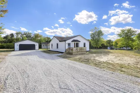 7241 State Route 56 E, Circleville, OH 43113 photo 2
