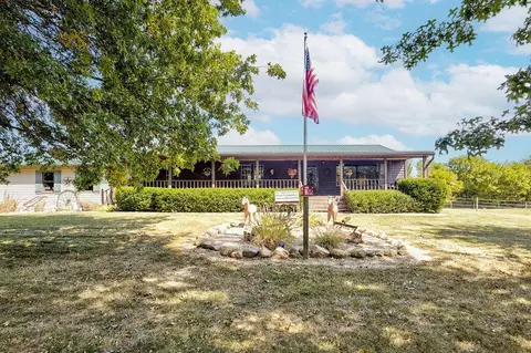 6949 Ramey Rd, Centerburg, OH 43011