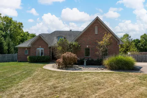 2868 Lewis Center Rd, Lewis Center, OH 43035