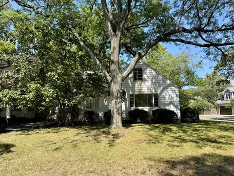 110 Erie Rd, Columbus, OH 43214