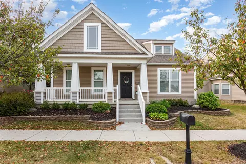 4403 Pebble Beach Dr, Grove City, OH 43123