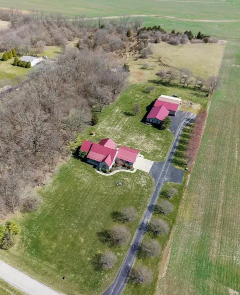 14035 Woods Opossum Run Rd #R, Mount Sterling, OH 43143