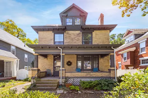 157 E Oakland Ave, Columbus, OH 43201