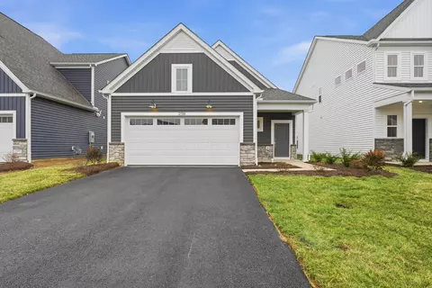 2738 Drycreek Ct, Powell, OH 43065