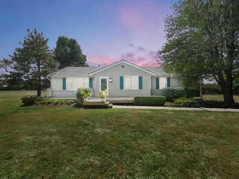 3412 Creek Rd, Sunbury, OH 43074