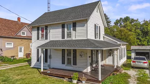 16 W Main St, Greenwich, OH 44837