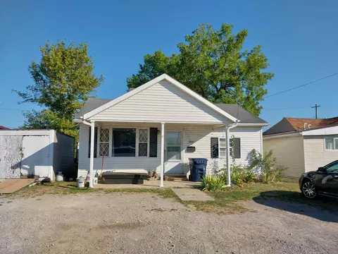 1037 Mirabeau St, Greenfield, OH 45123