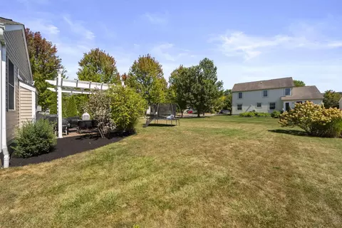 Exterior - 101 Ruby Red Ln, Delaware, OH 43015 photo 12 of 13