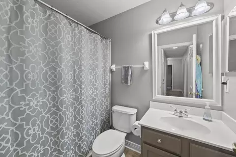 Bath - 101 Ruby Red Ln, Delaware, OH 43015 photo 1 of 5