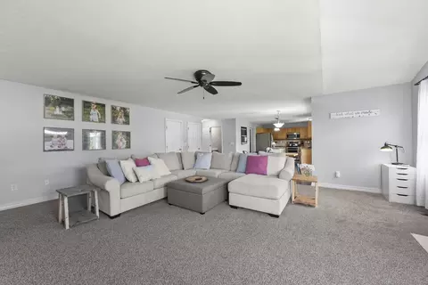 Living - 101 Ruby Red Ln, Delaware, OH 43015 photo 2 of 2