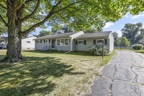832 Oberlin Dr, Heath, OH 43056 photo 4