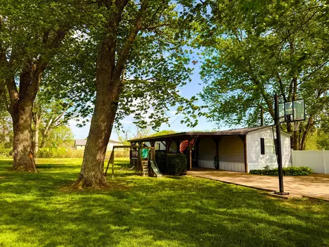 38210 New Lima Rd #C3R, Pomeroy, OH 45769