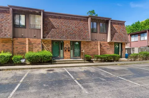 353 Shell Ct E, Columbus, OH 43213