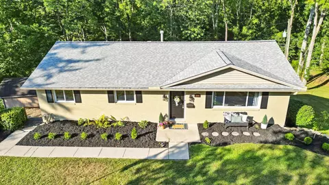 169 Hillside Dr, Delaware, OH 43015