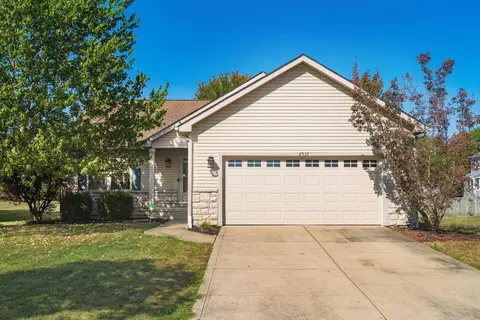 6535 Hemmingford Dr, Canal Winchester, OH 43110