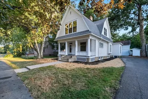 504 E Chestnut St, Mount Vernon, OH 43050