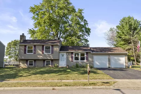 8200 Maugham Dr, Reynoldsburg, OH 43068