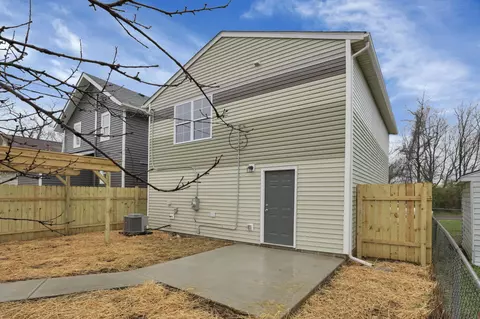574 Koebel Ave, Columbus, OH 43207 photo 32