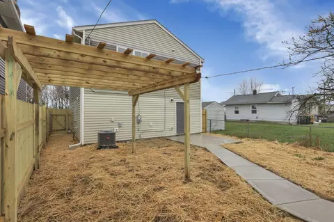 574 Koebel Ave, Columbus, OH 43207 photo 34