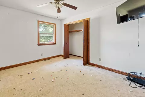 Bedroom - 7247 Ludwig Dresback Rd, Circleville, OH 43113 photo 10 of 14