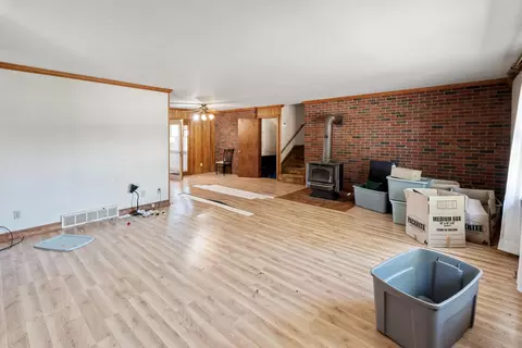 Living - 7247 Ludwig Dresback Rd, Circleville, OH 43113 photo 1 of 7