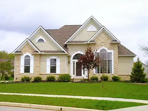 9580 Mission Dr, Plain City, OH 43064