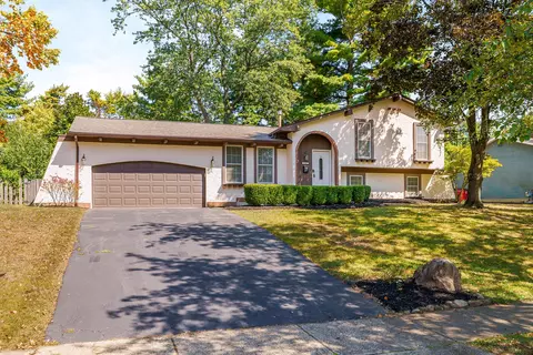6862 Hayhurst St, Worthington, OH 43085