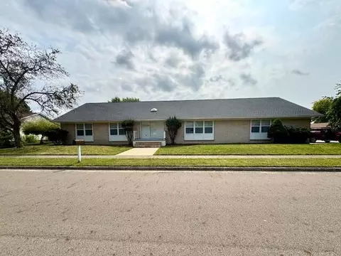 1855 Beacon St, Washington Court House, OH 43160