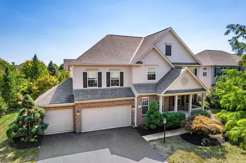6775 Royal Plume Dr, Dublin, OH 43016