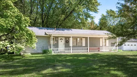10475 Hazelton Etna Rd SW, Pataskala, OH 43062